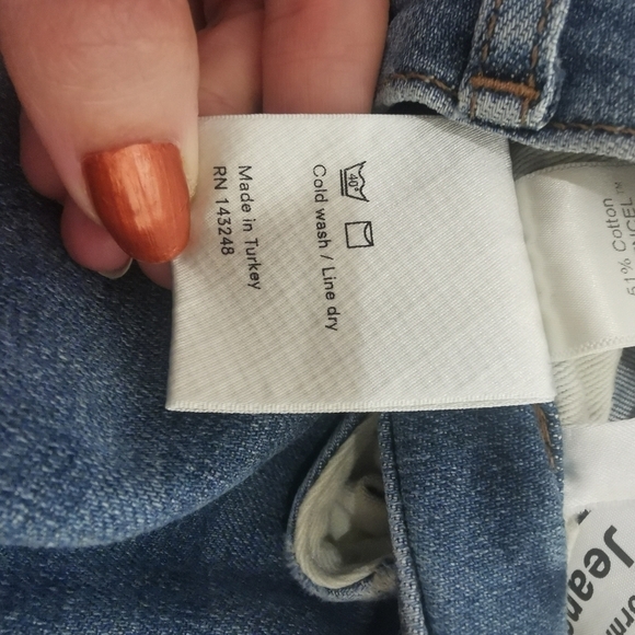 REFORMATION s26 light blue jeans high rise & skinny - Picture 16 of 16